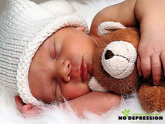 Kolik by mělo dítě spát za 3-5 měsíců