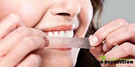 歯のためのホワイトニングストリップの使い方