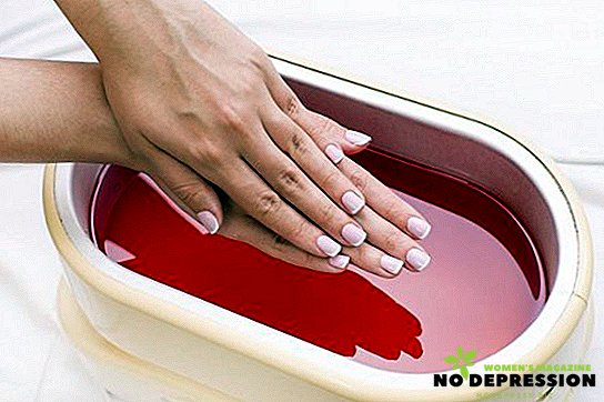Cómo hacer baños de parafina para manos.