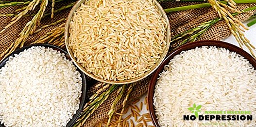 鍋や他の台所用品の水で米を調理する方法