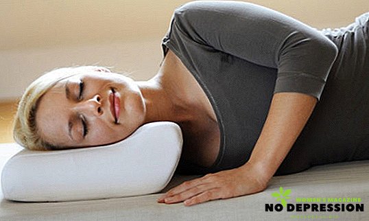 Bagaimana untuk memilih bantal ortopedik untuk tidur