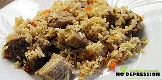 How to cook delicious pilaf in a slow cooker with pork