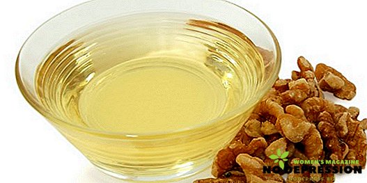 Walnut oil: the benefits and harms, applications, homemade recipe