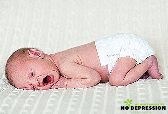 Uzroci, simptomi i liječenje grčeva u novorođenčadi