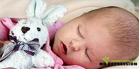 Koliko ur naj spijo novorojenčki